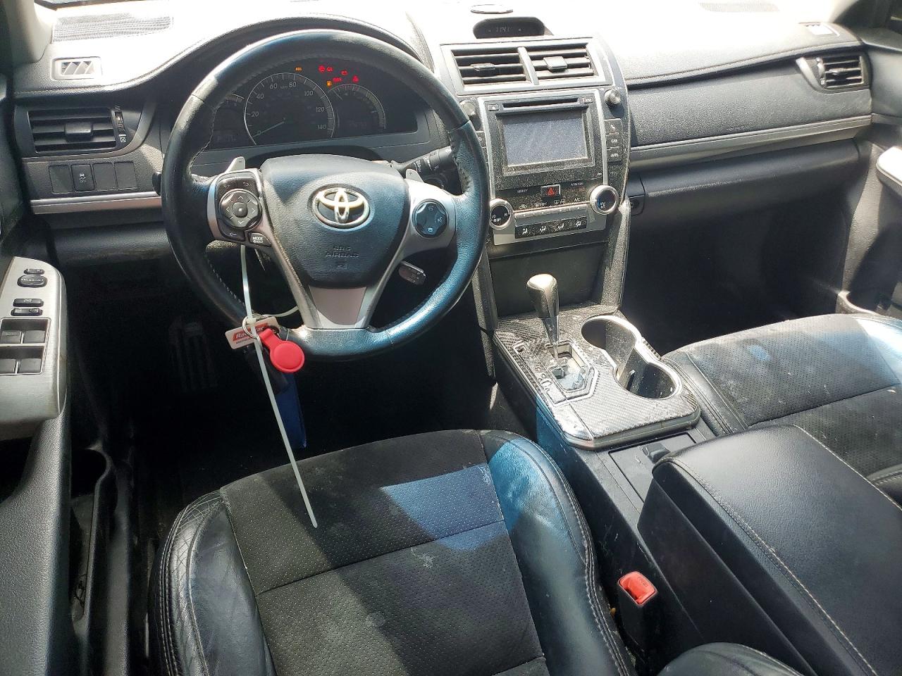 Toyota Camry Se V6