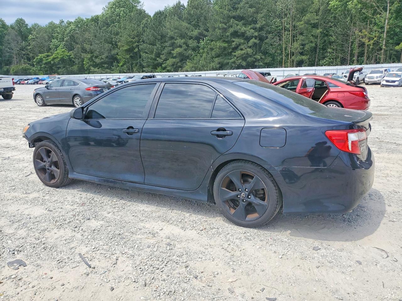 Toyota Camry Se V6