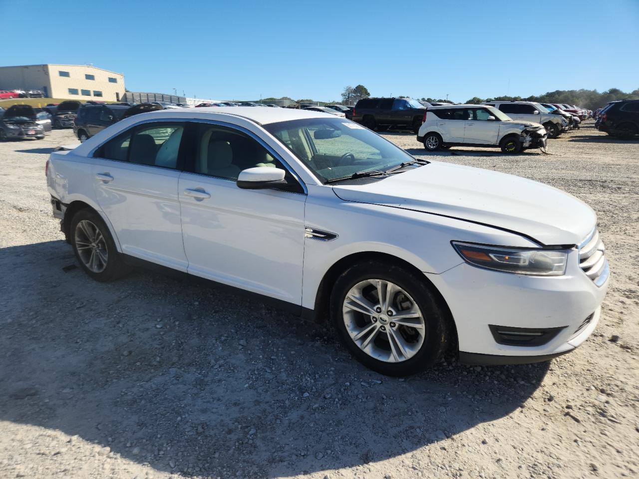 Ford Taurus Sel