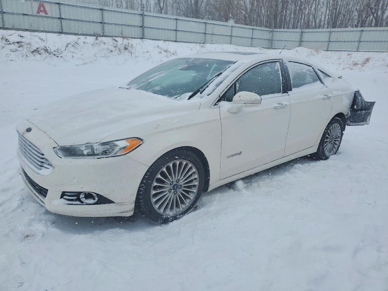 Salvage Ford Fusion Image
