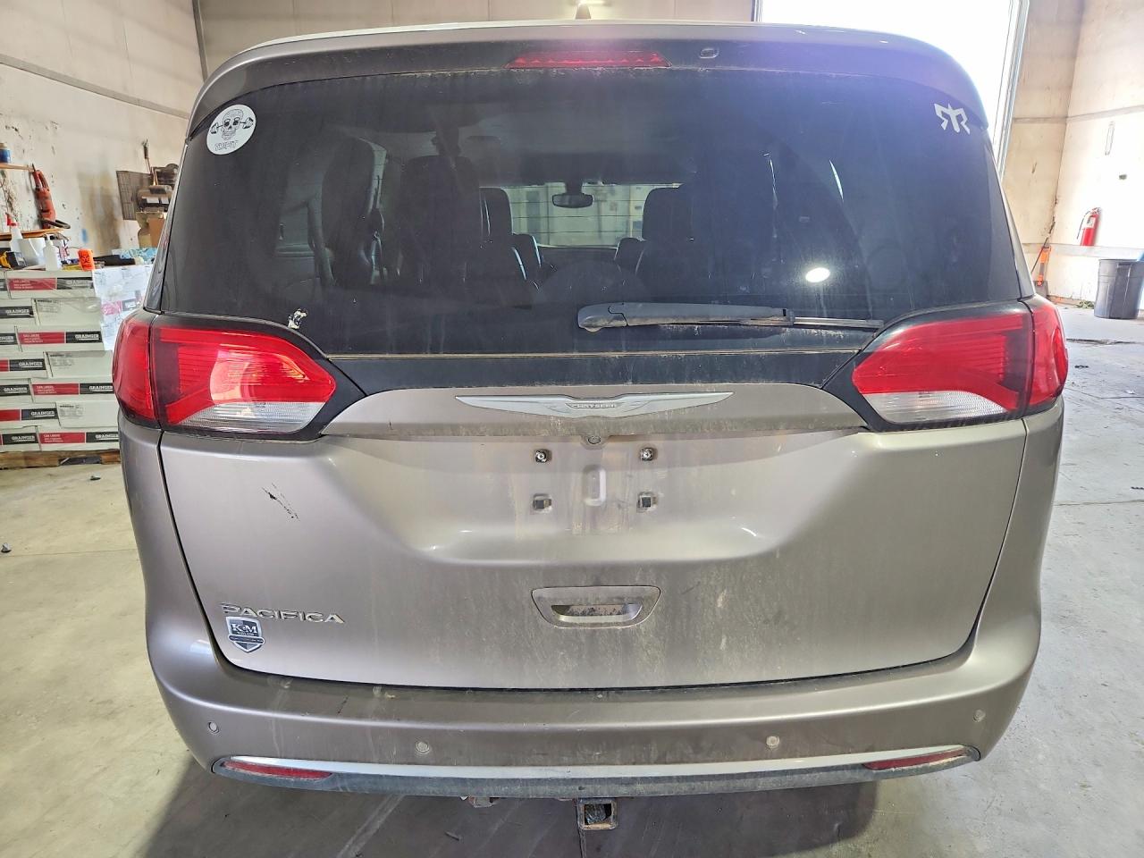 Chrysler Pacifica Touring L Plus