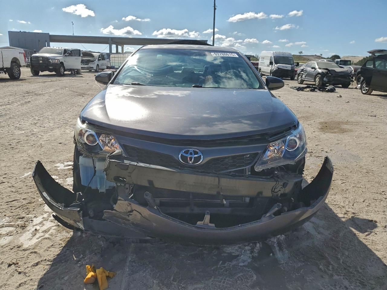 Toyota Camry L
