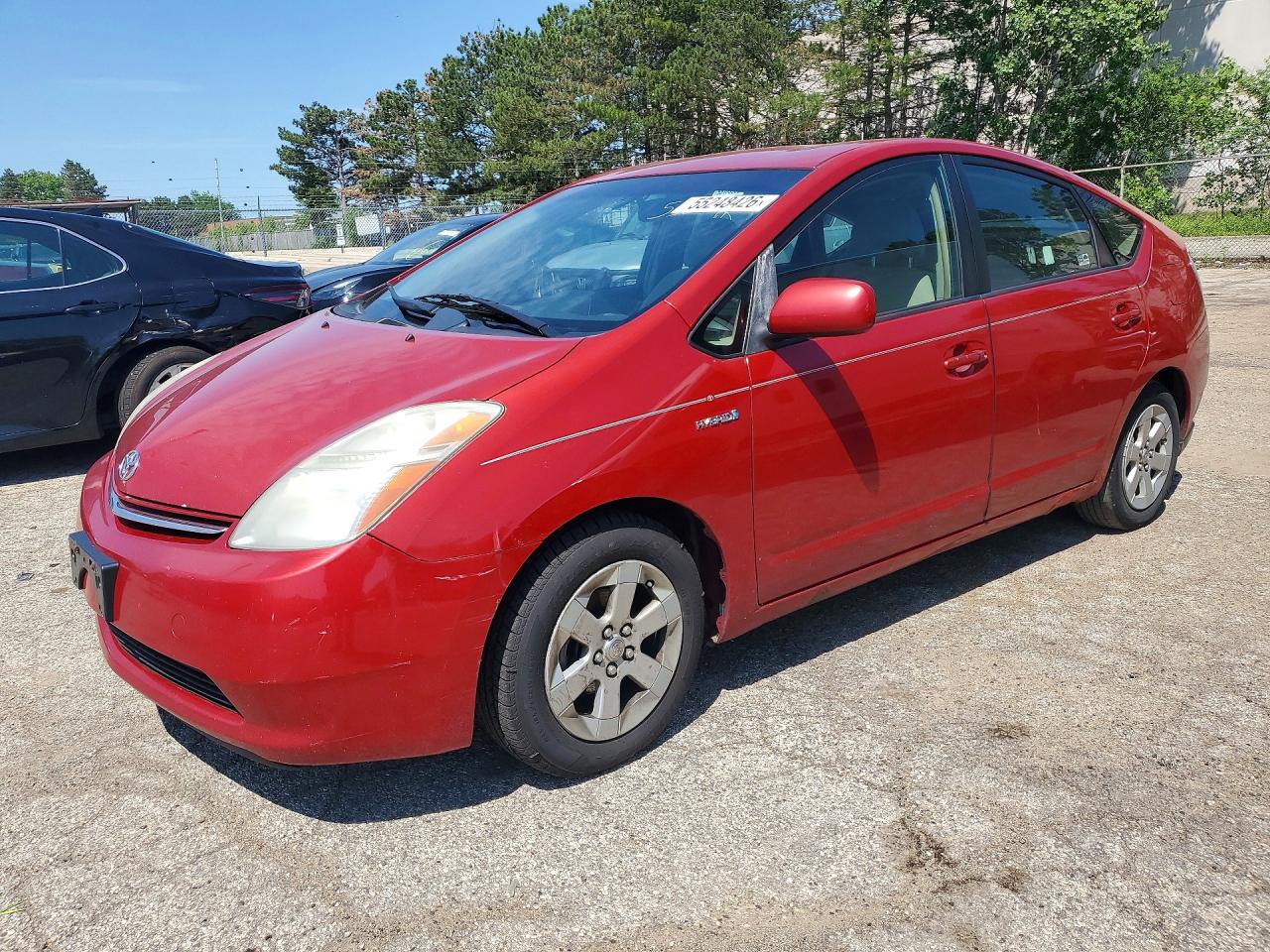 Salvage Toyota Prius Image