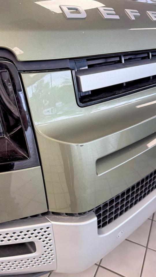 Land Rover Defender 110 Se