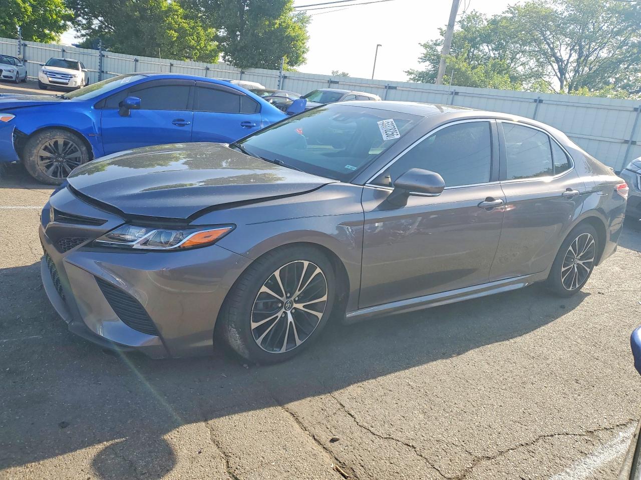 Salvage Toyota Camry Image
