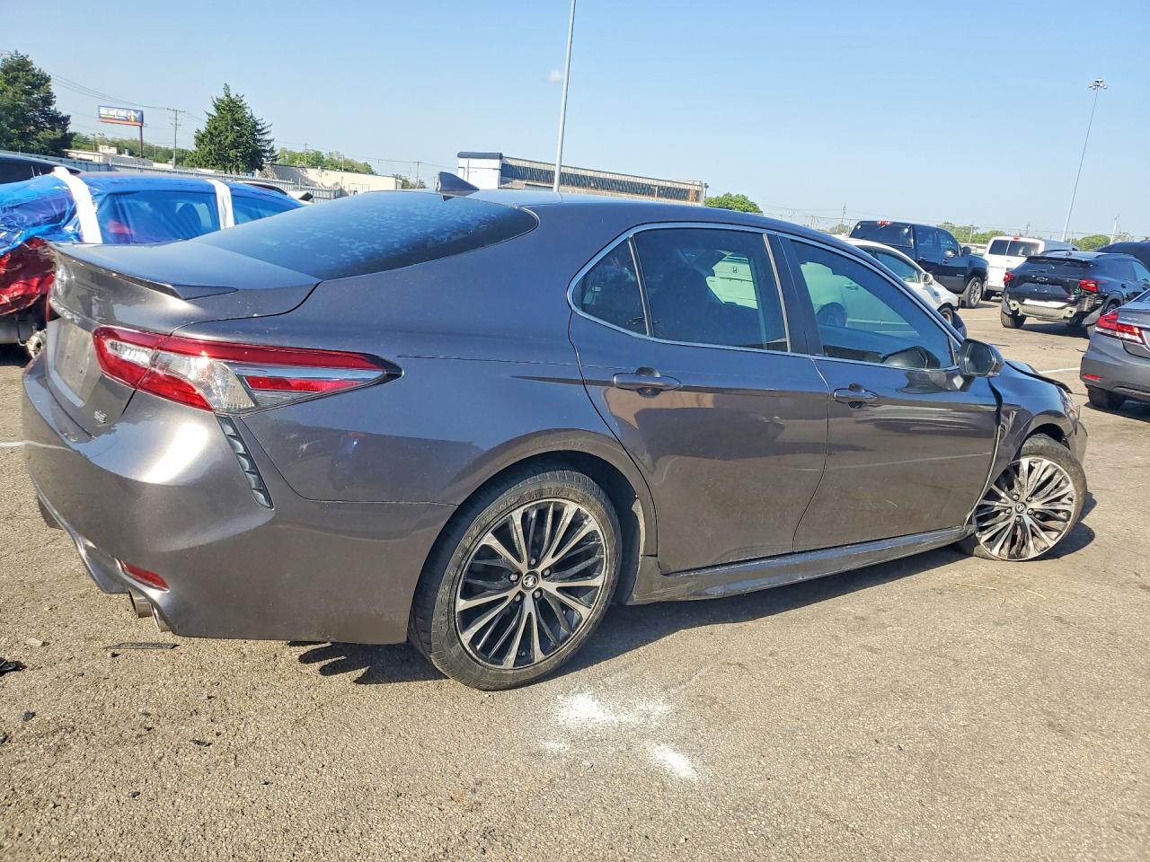 Toyota Camry Se