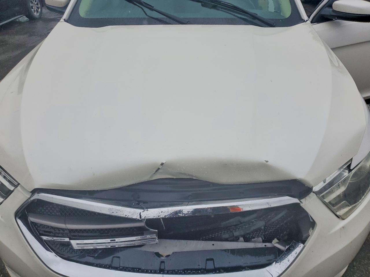 Ford Taurus Sel