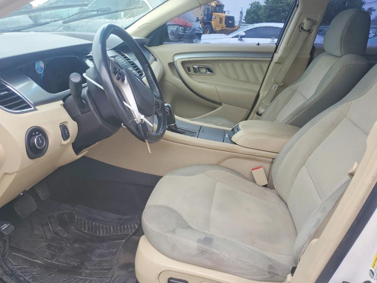 Ford Taurus Sel
