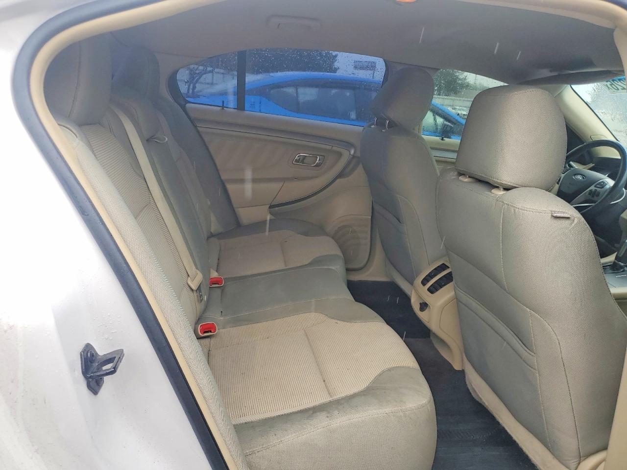 Ford Taurus Sel