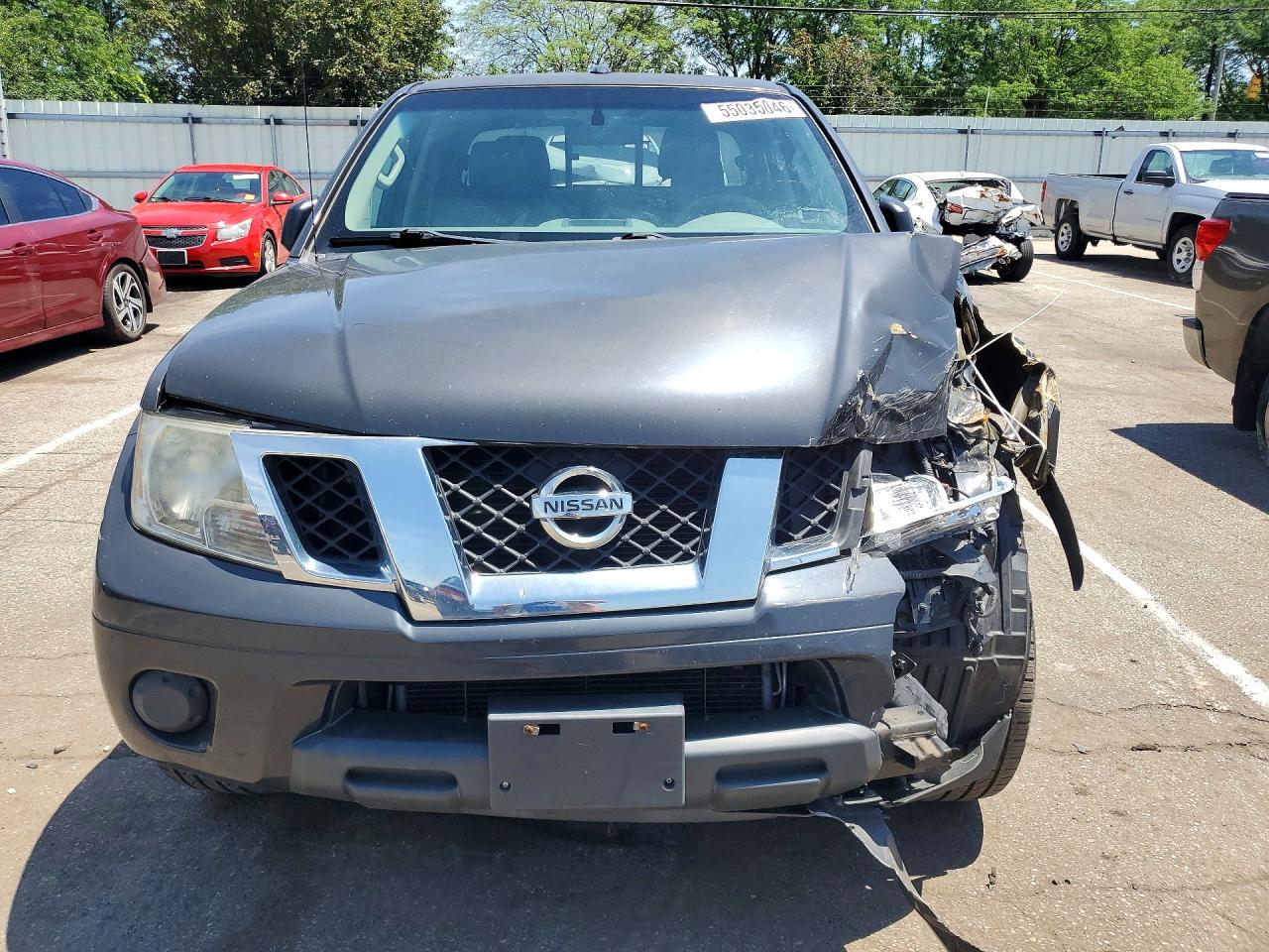 Nissan Frontier Sv