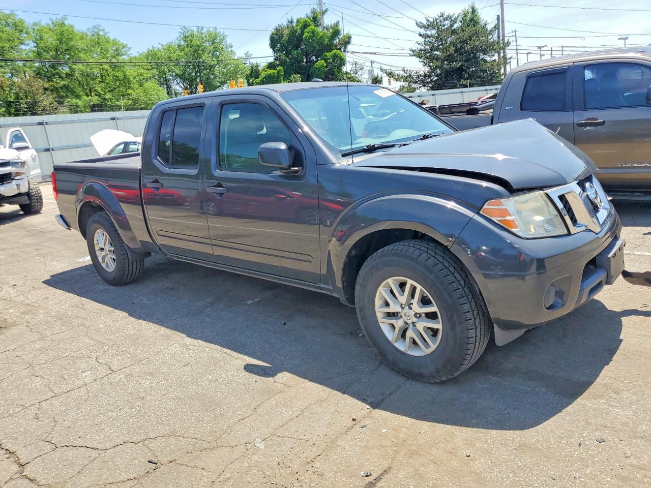 Nissan Frontier Sv