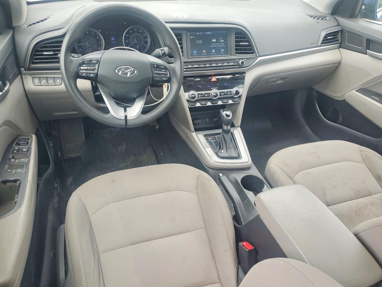 Hyundai ELANTRA Sel