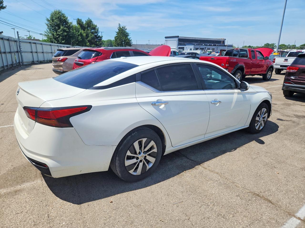 Nissan Altima S