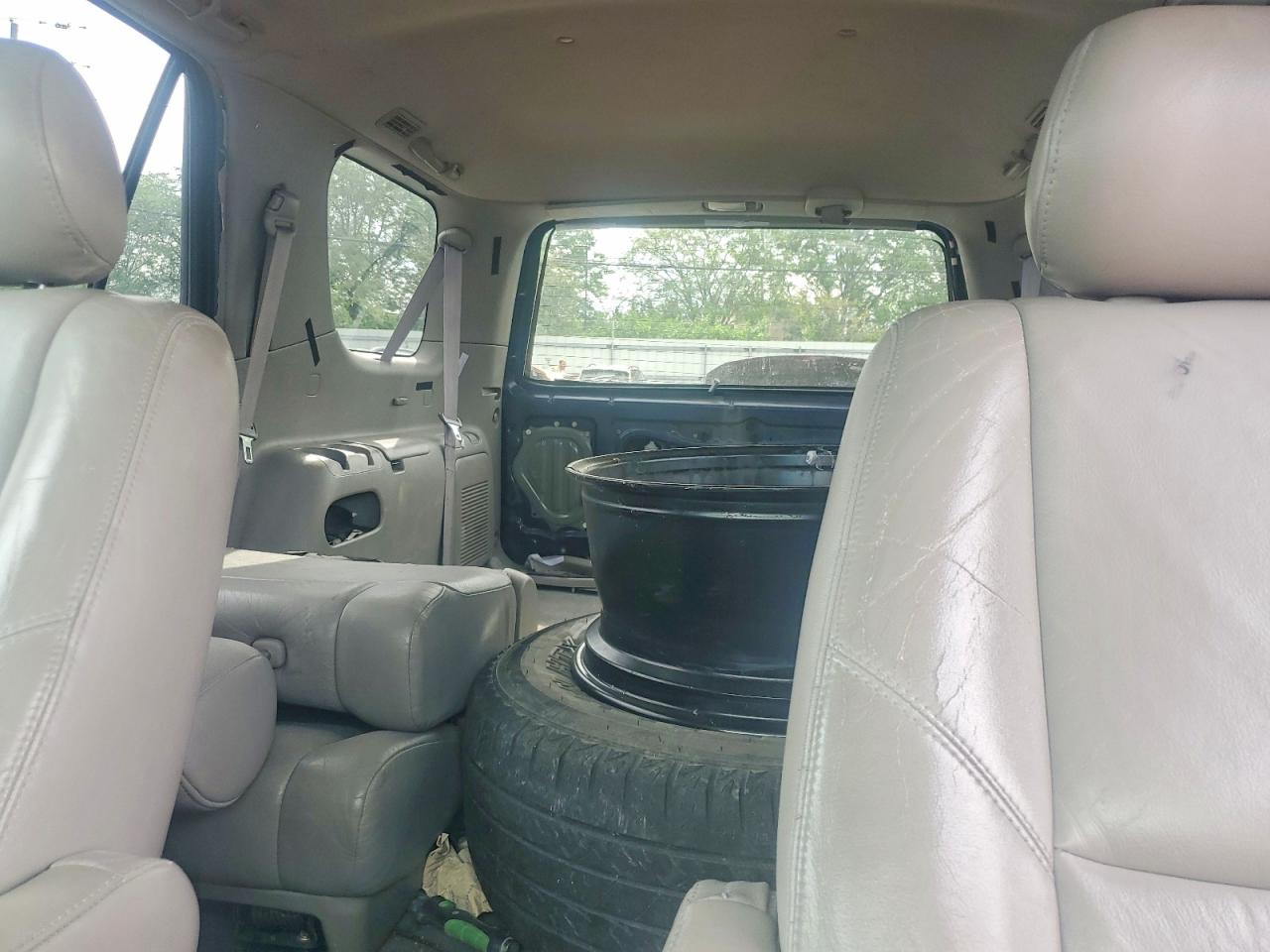 Toyota Sequoia Sr5