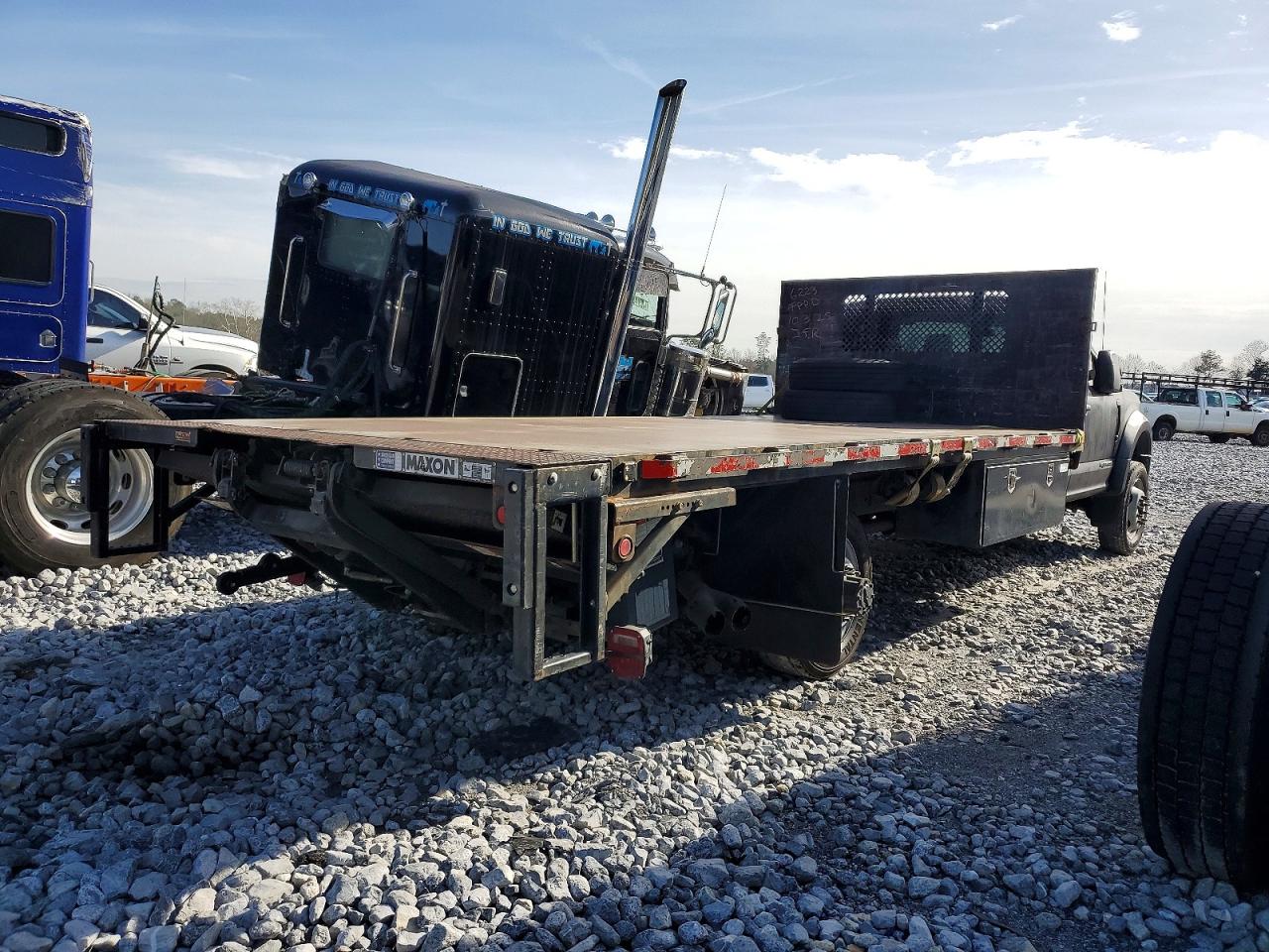 Ford F-550 Super Duty