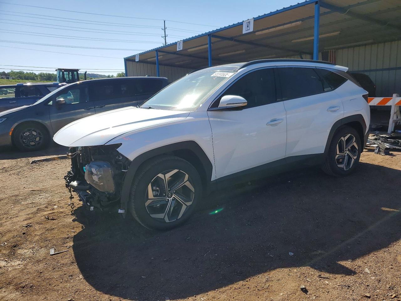 Salvage Hyundai TUCSON Image
