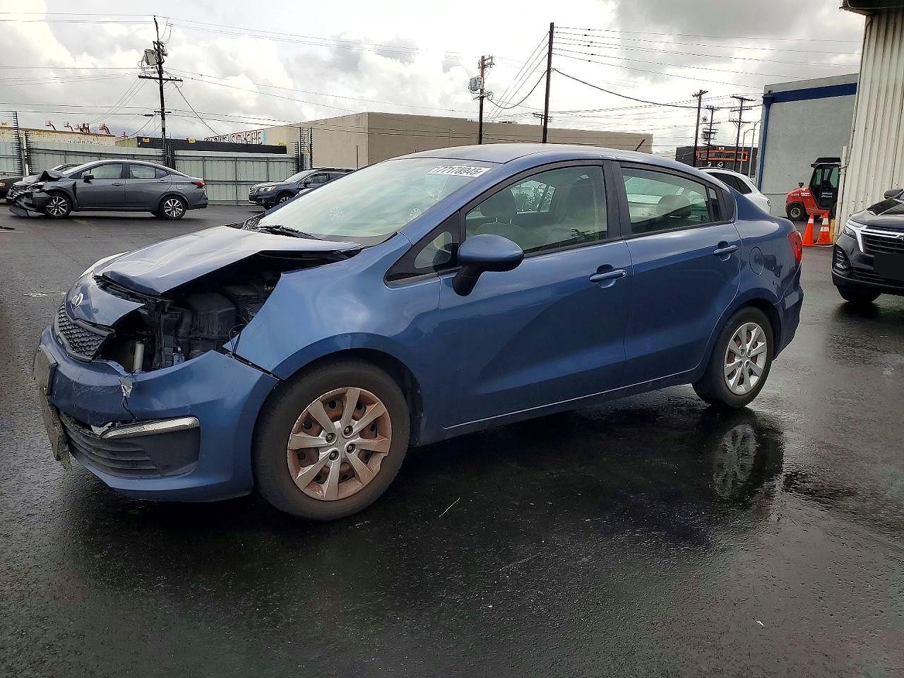 Salvage Kia Rio Image