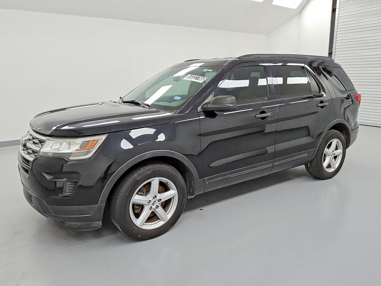 Salvage Ford Explorer Image