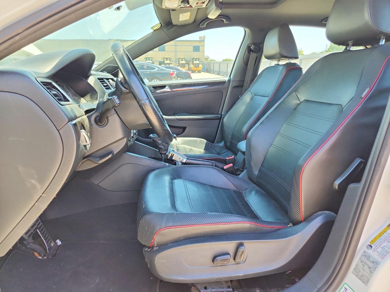 Volkswagen Jetta Gli