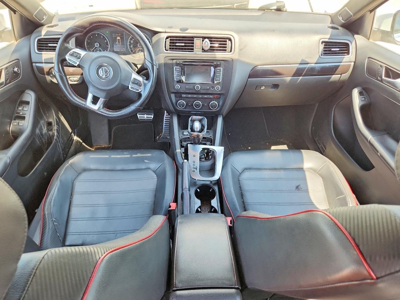 Volkswagen Jetta Gli