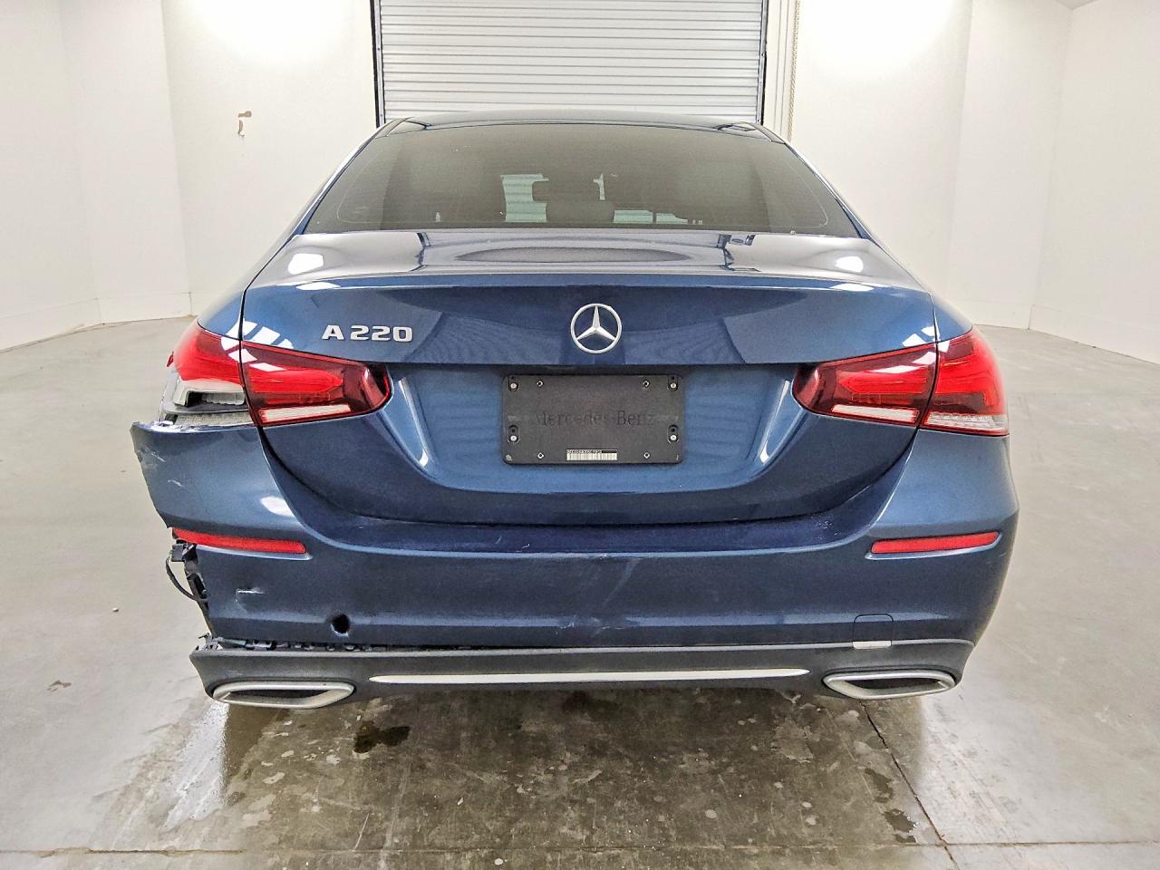 Mercedes-Benz A-Class 220