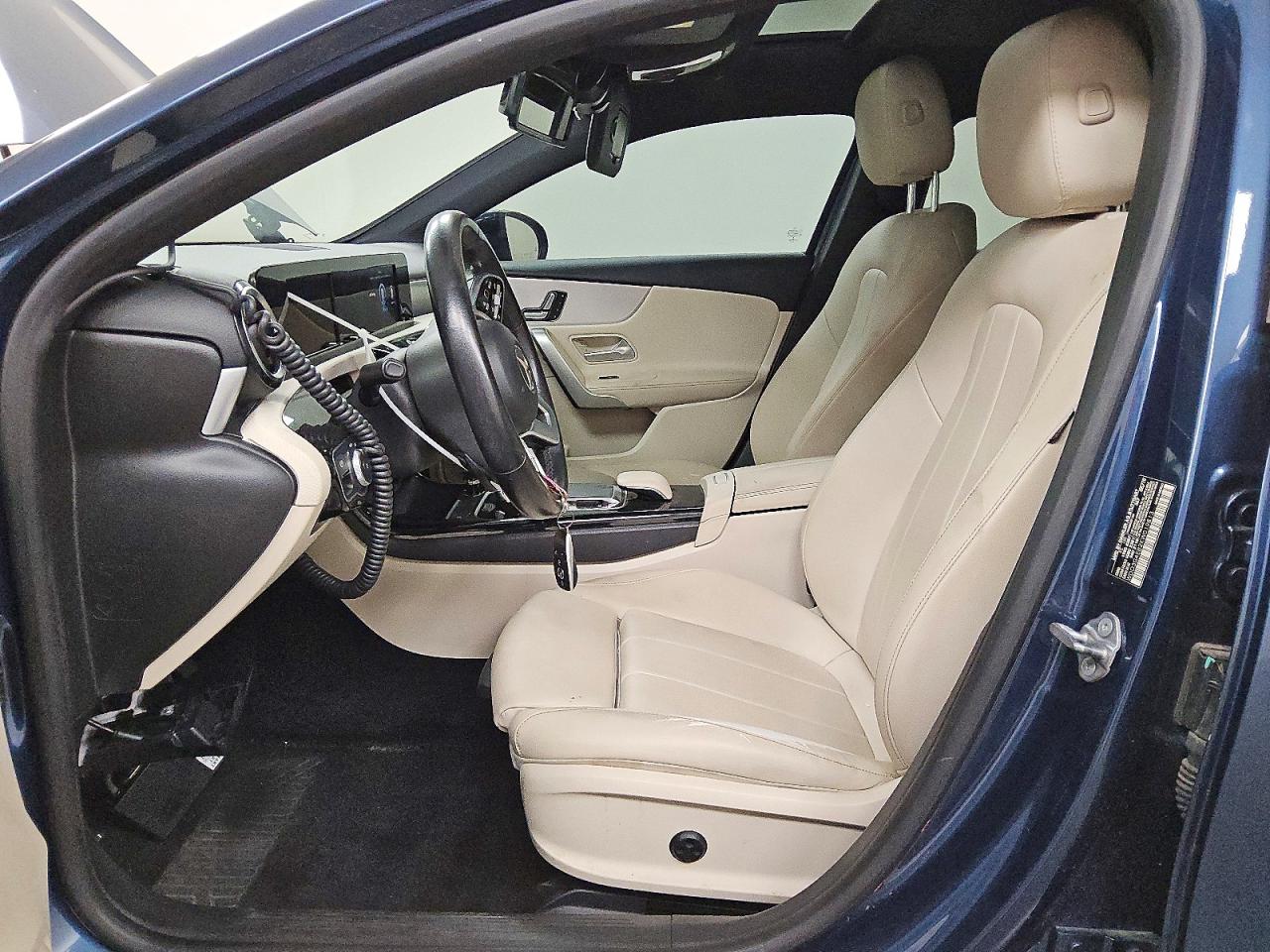 Mercedes-Benz A-Class 220