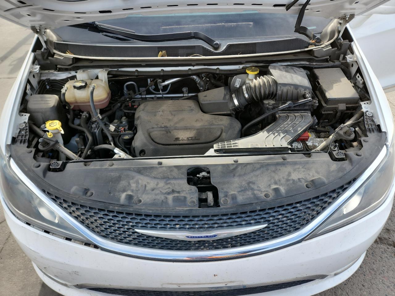Chrysler Pacifica Touring L