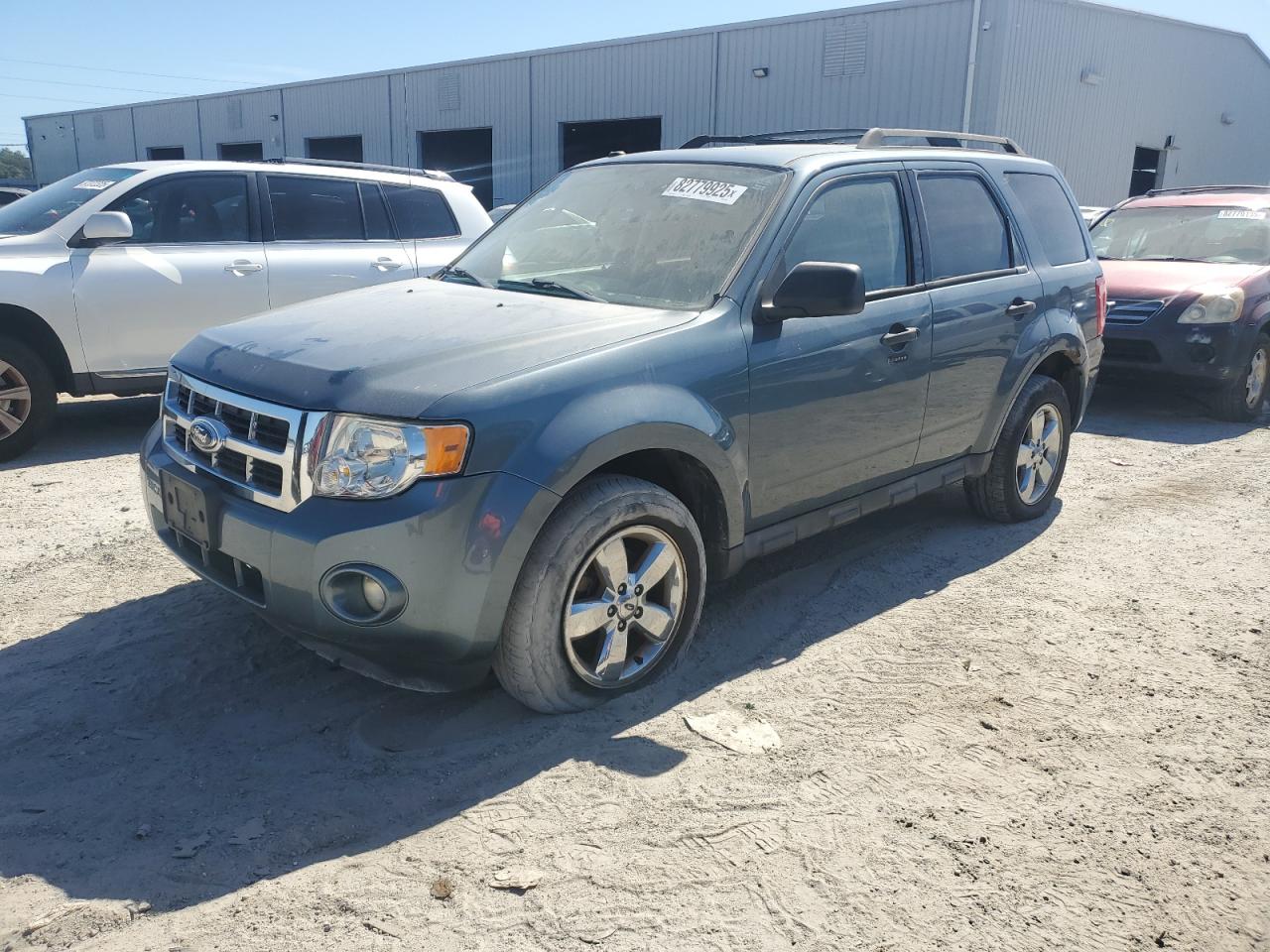 Salvage Ford Escape Image