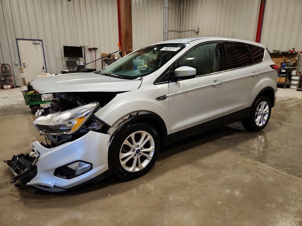 Salvage Ford Escape Image