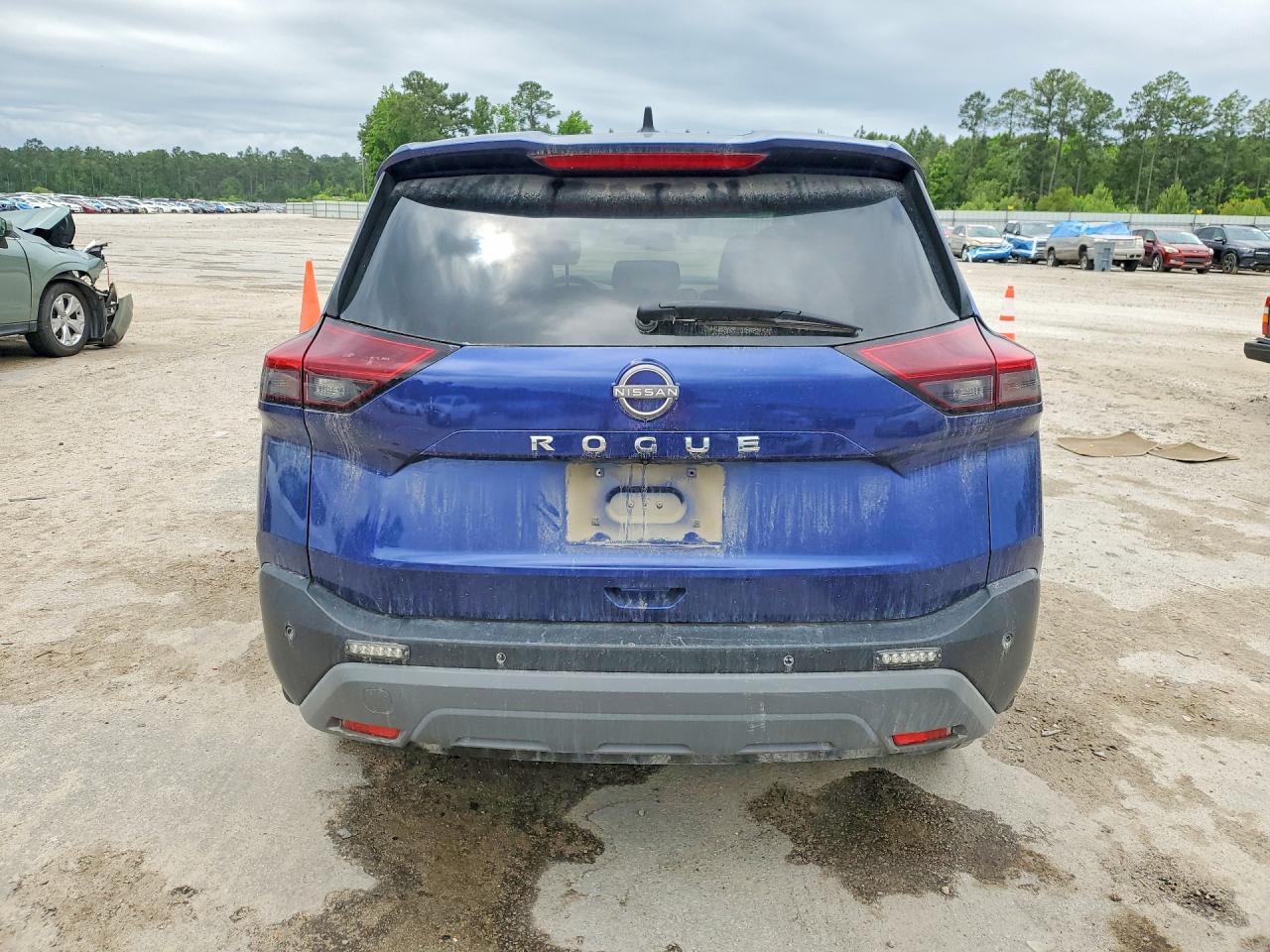 Nissan Rogue S