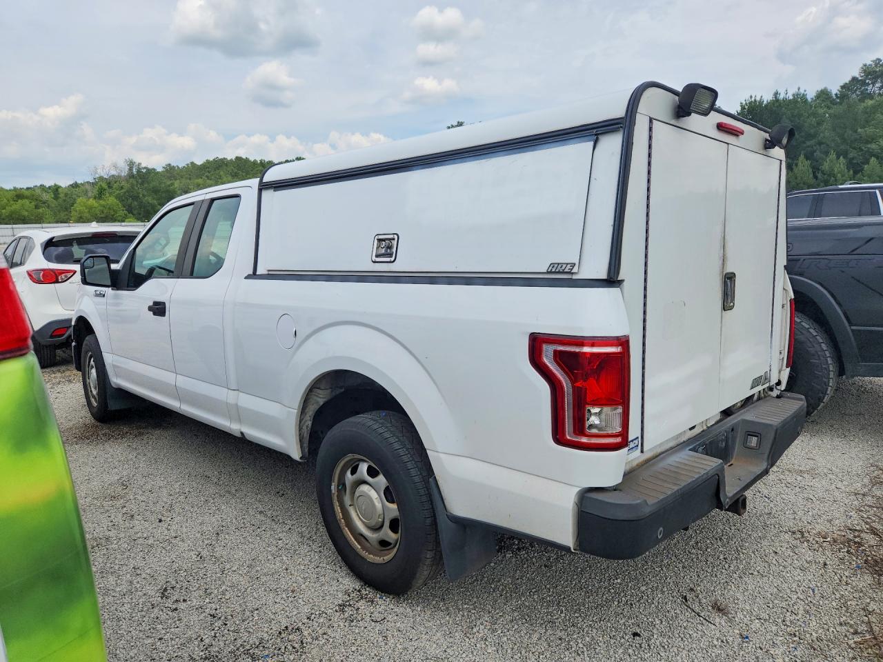 Ford F-150 Super Cab