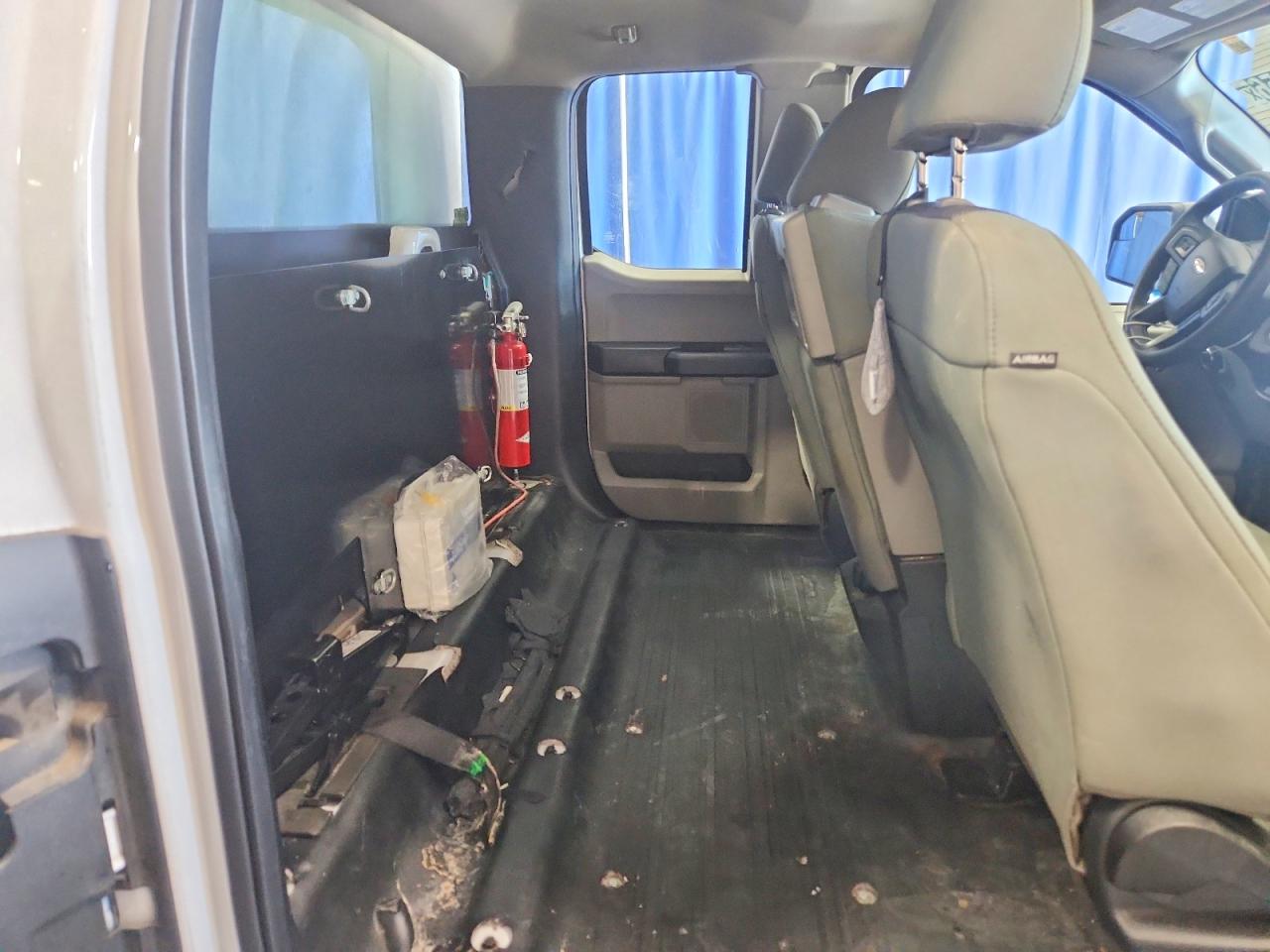 Ford F-150 Super Cab