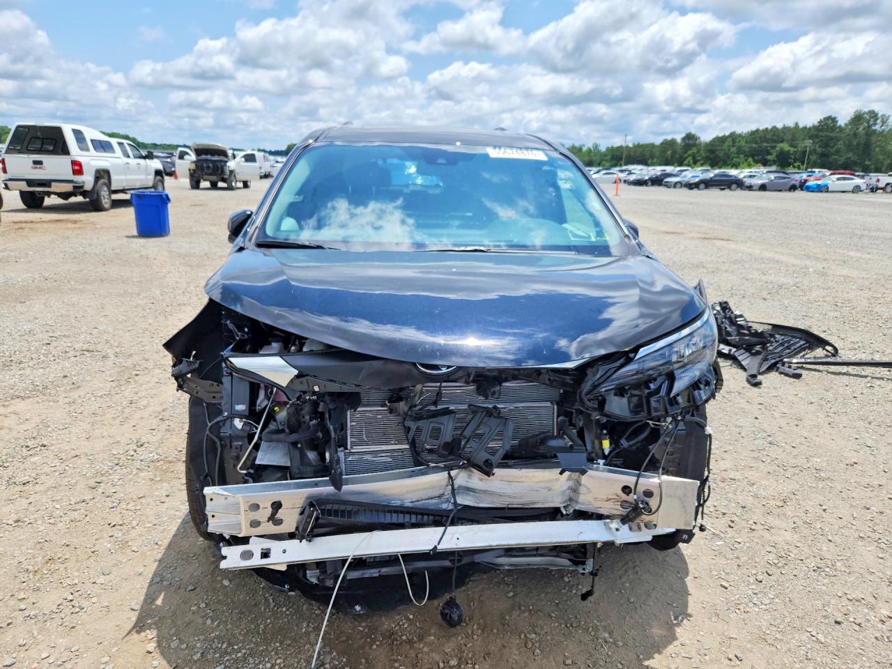 Toyota Sienna Xle 8-passenger