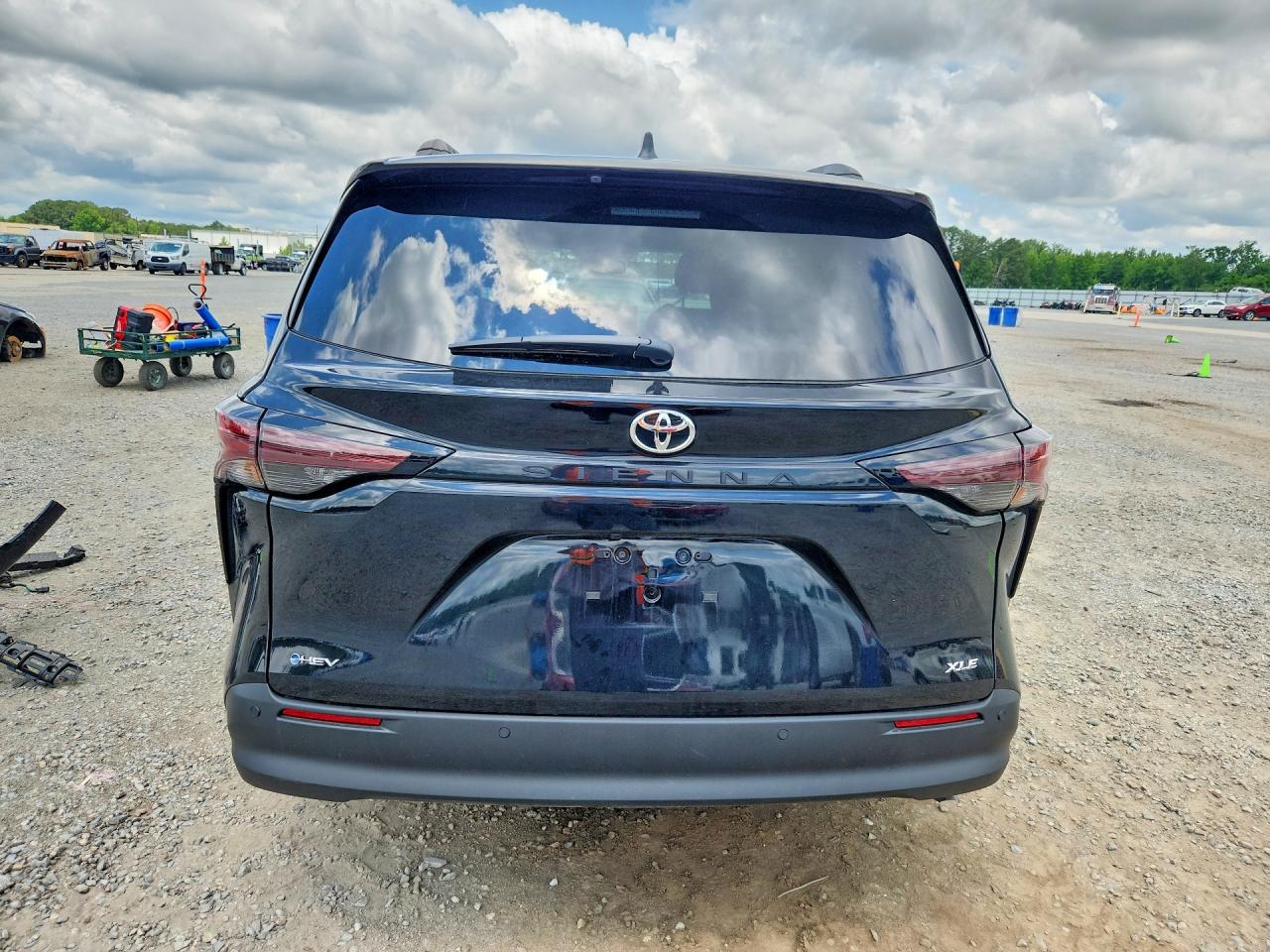 Toyota Sienna Xle 8-passenger