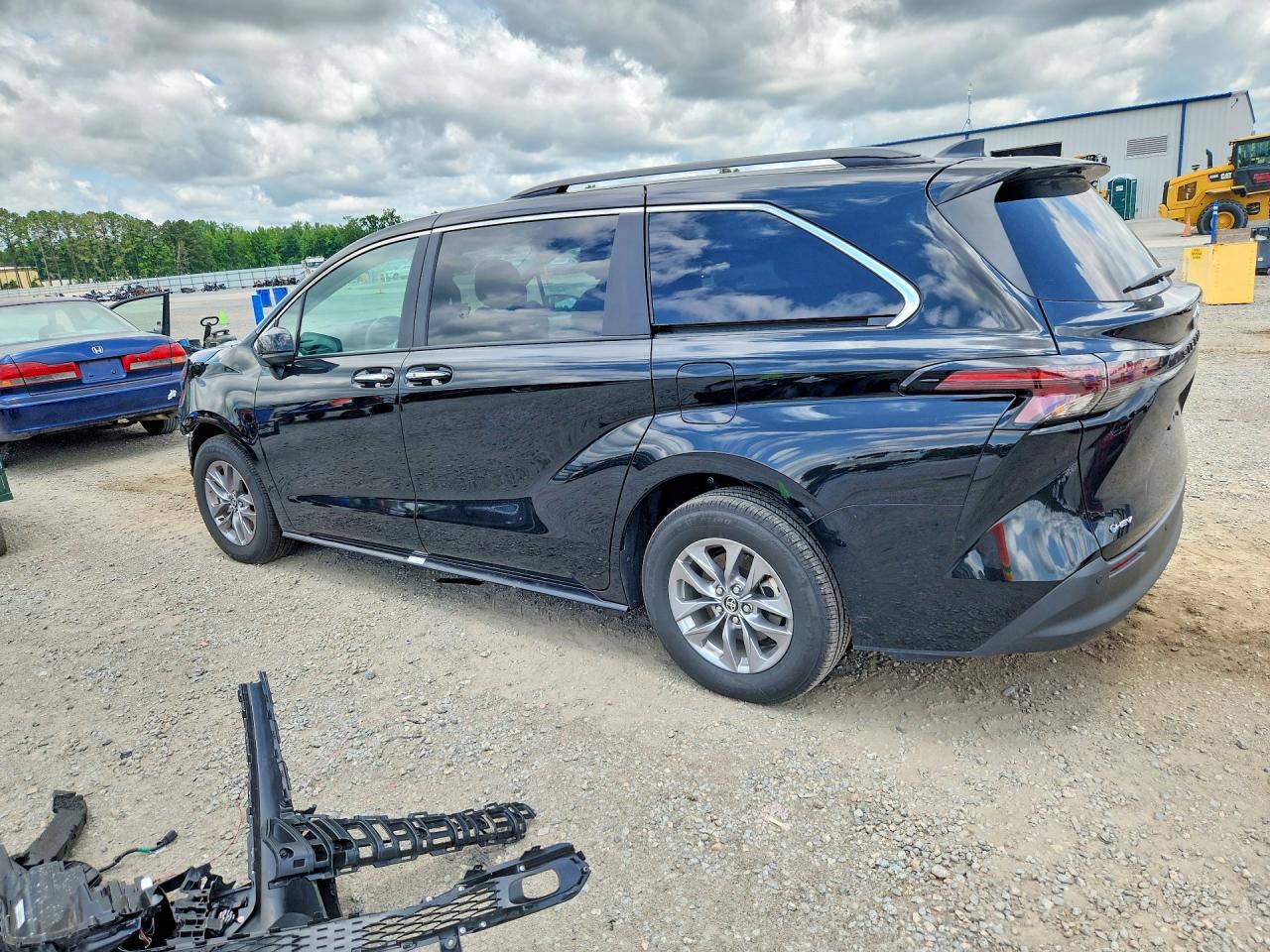 Toyota Sienna Xle 8-passenger