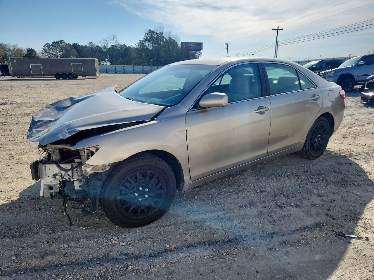 Salvage Toyota Camry Image
