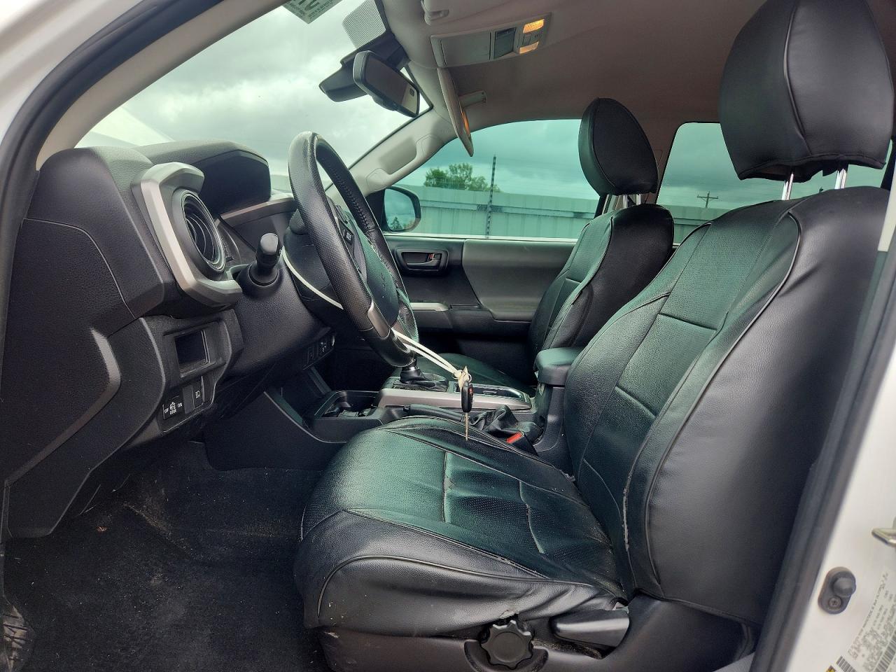 Toyota Tacoma Sr5 V6