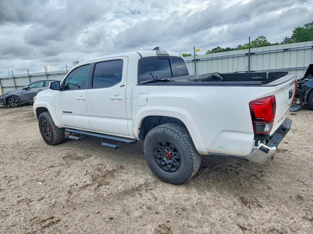 Toyota Tacoma Sr5 V6