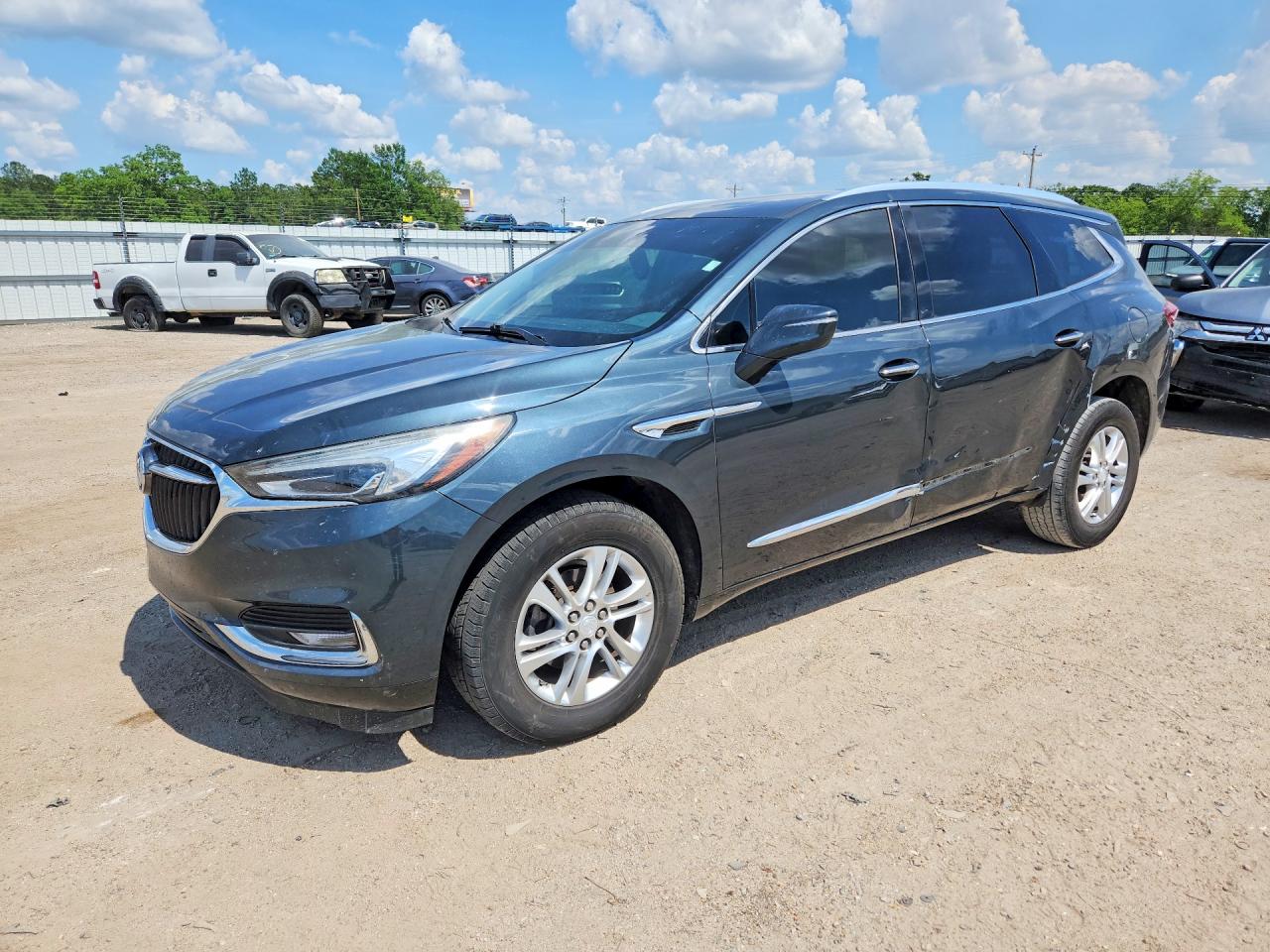 Salvage Buick Enclave Image