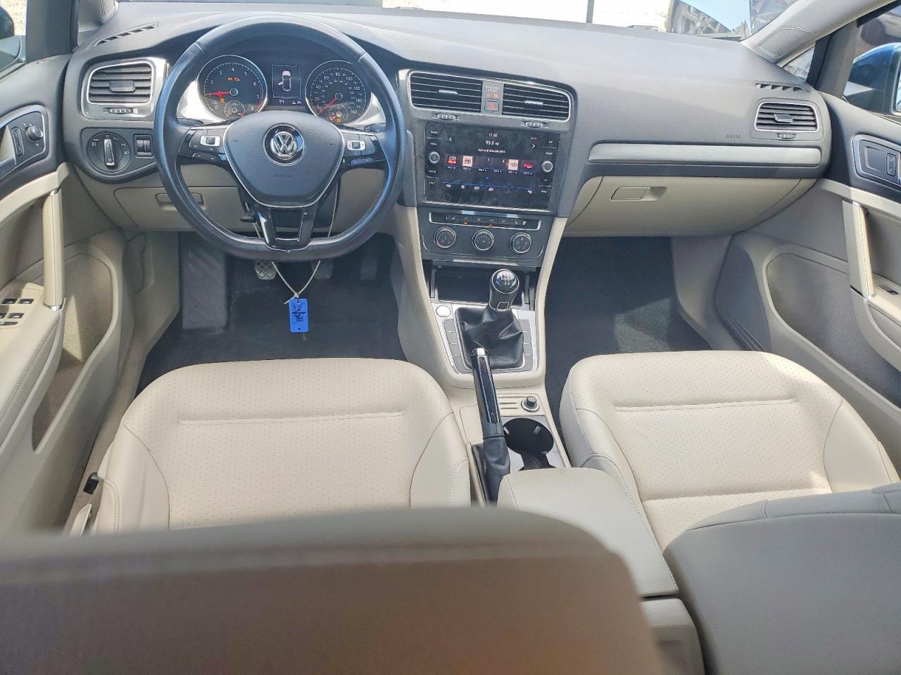 Volkswagen Golf S