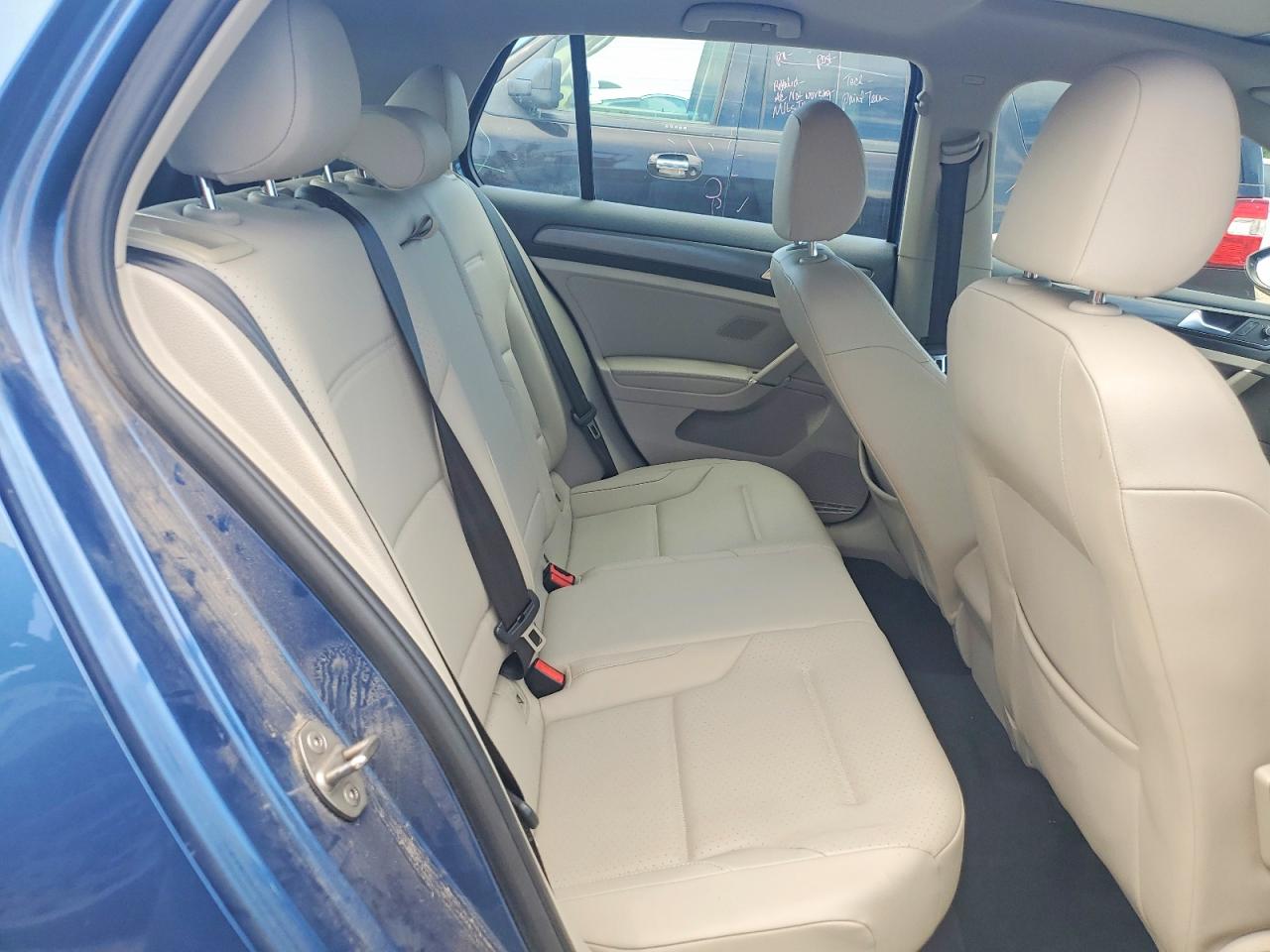Volkswagen Golf S