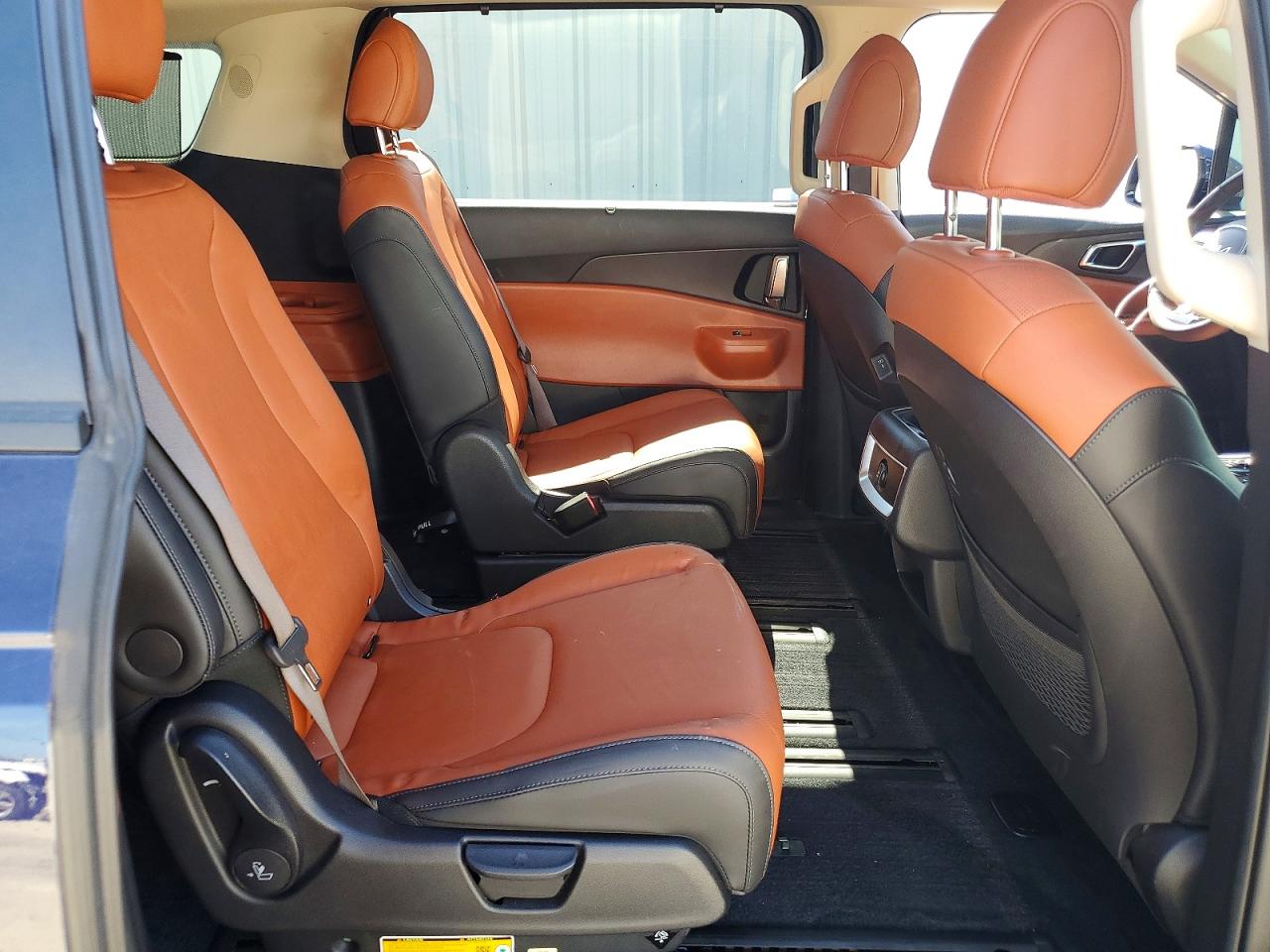 Kia Carnival Ex