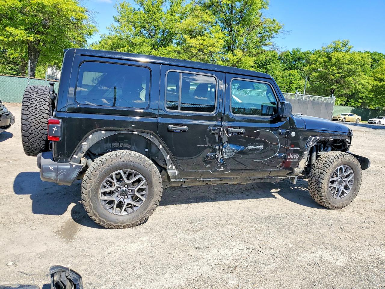 Jeep Wrangler Sahara