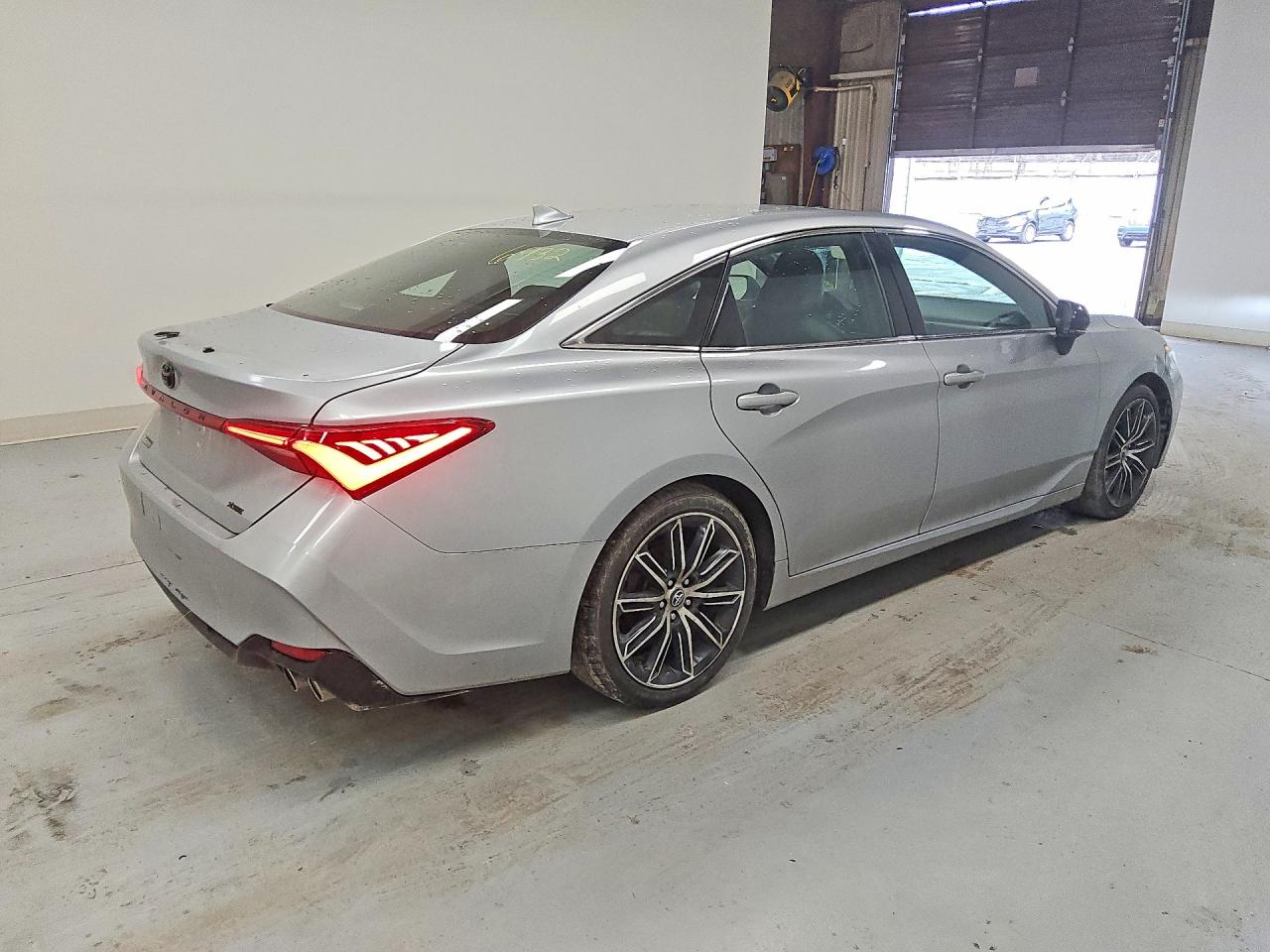Toyota Avalon Xse
