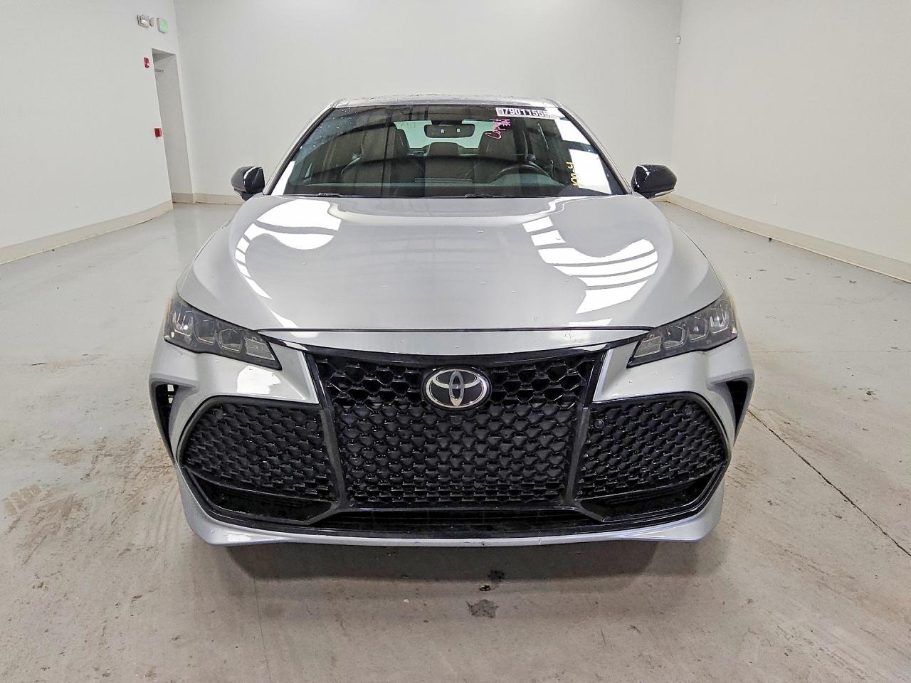Toyota Avalon Xse