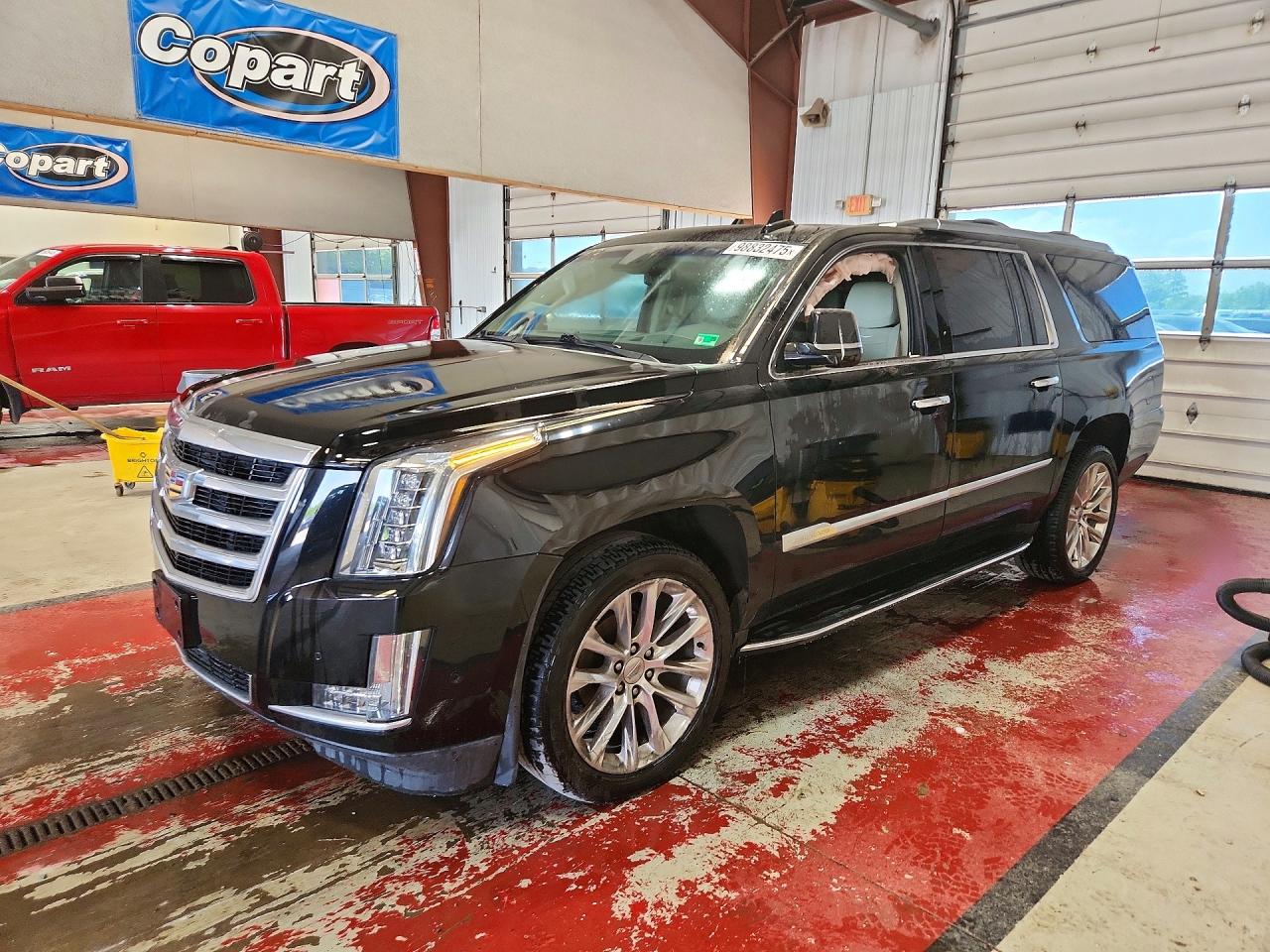 Salvage Cadillac Escalade Image