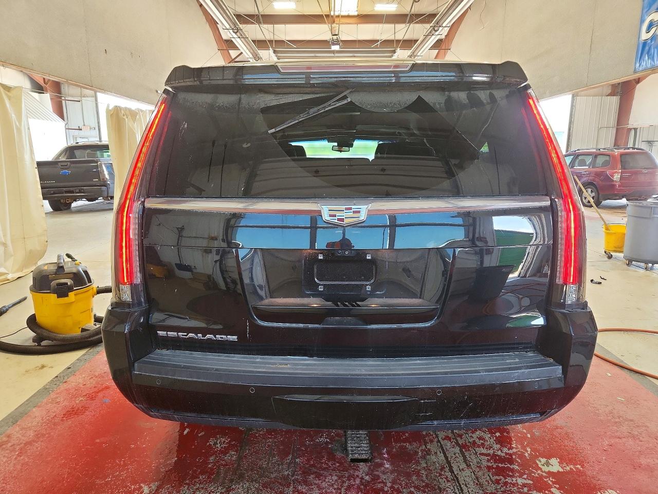 Cadillac Escalade Esv Luxury