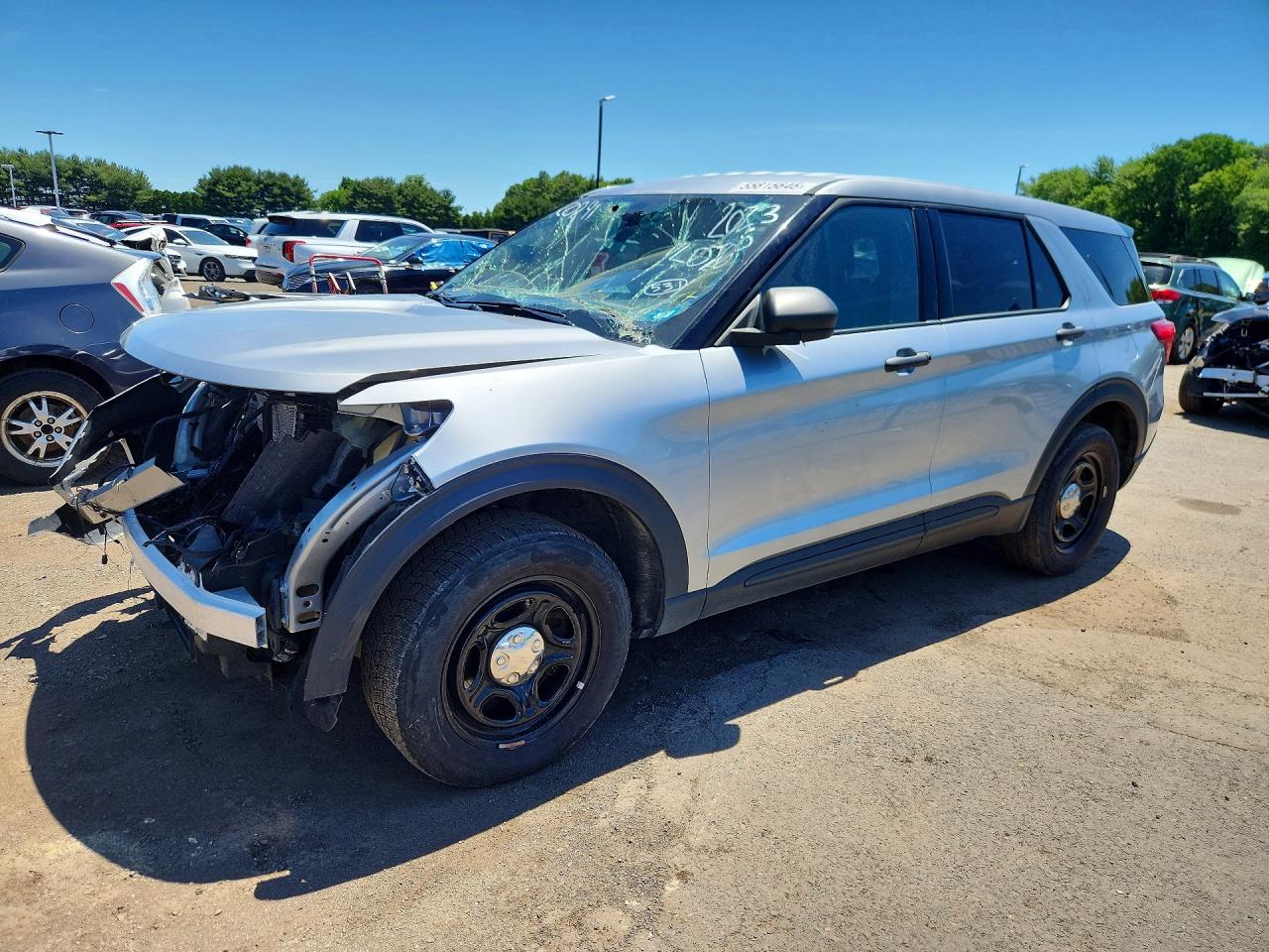 Salvage Ford Explorer Image