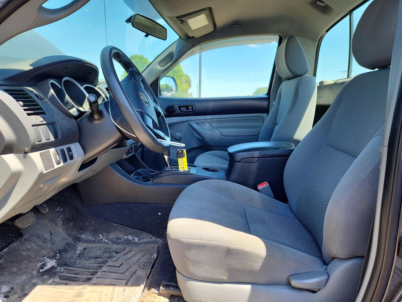 Toyota Tacoma Base