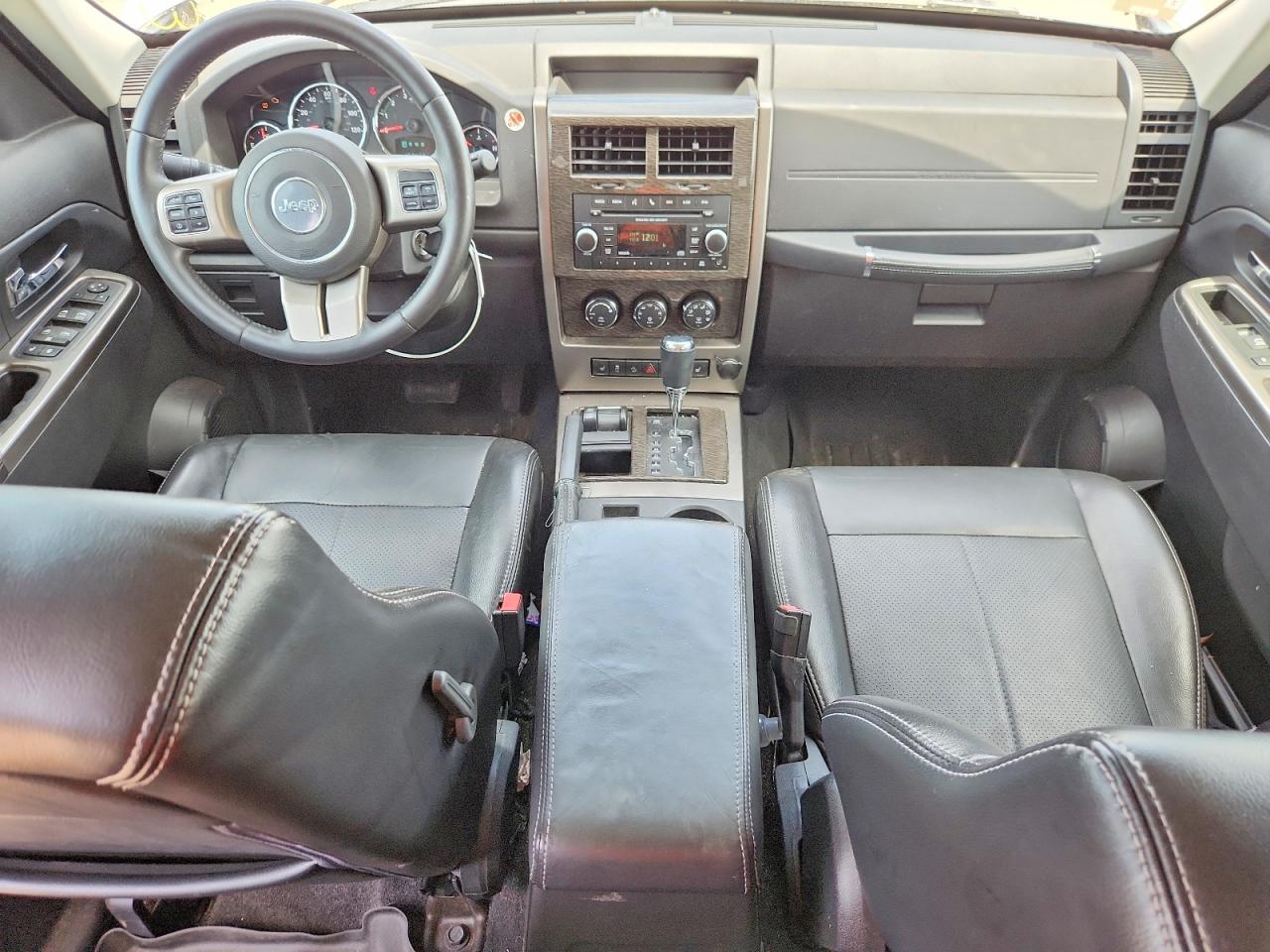 Jeep Liberty Jet